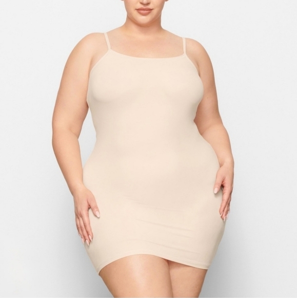 Skims FITS EVERYBODY Slip Mini Dress Sand Cream Xsmall Xs NWT - Picture 1 of 6